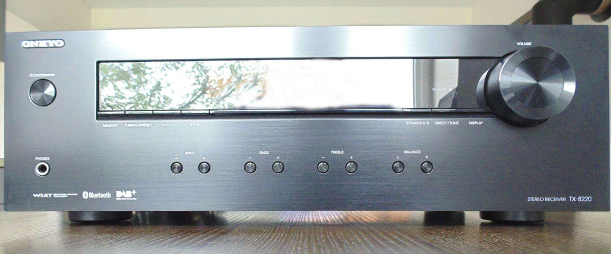 onkyo-tx-8220 features and sound